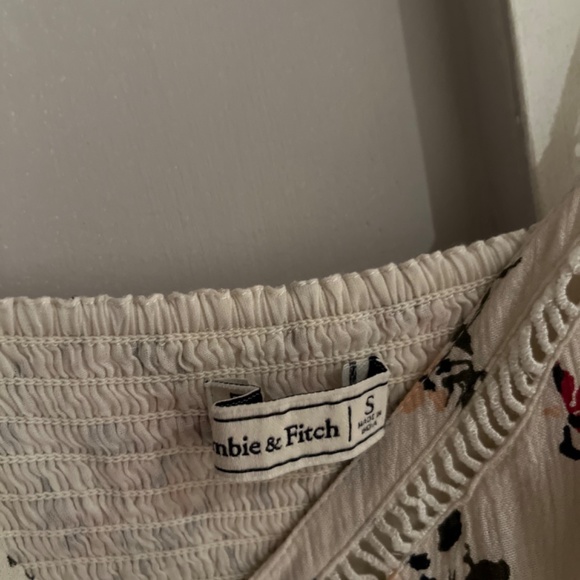 Summer dress - Picture 3 of 3